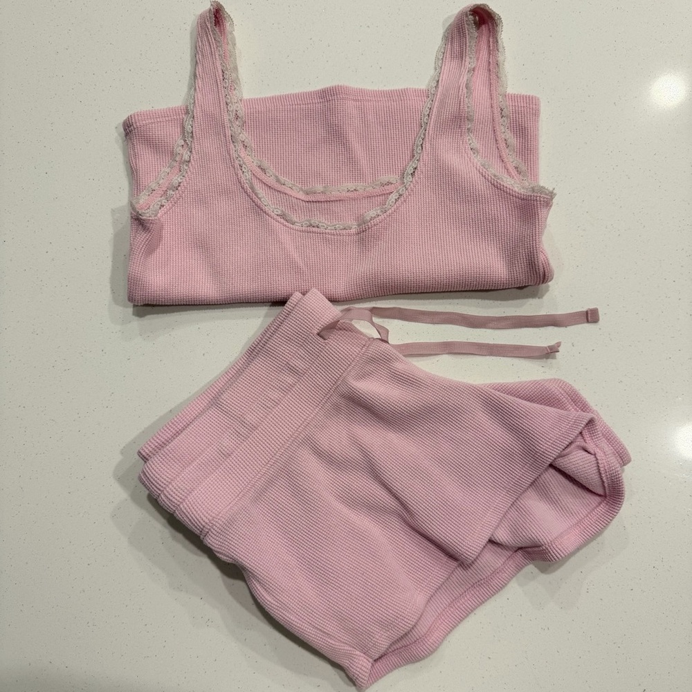 Hollister Women's Pink Sleepwear Set - Picture 2 of 5